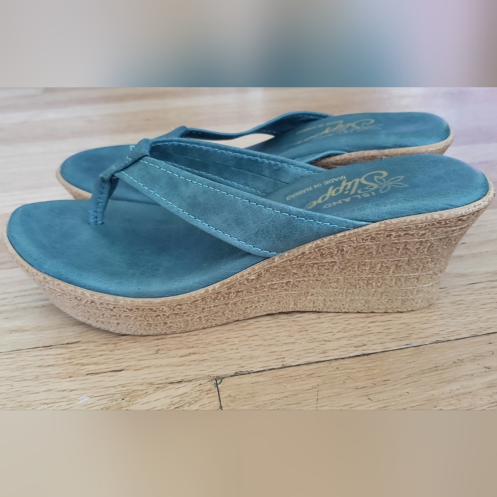 Ladies Island Slipper brand wedge sandals